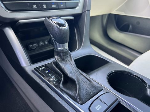 Used 2017 Hyundai Sonata Sport image 18