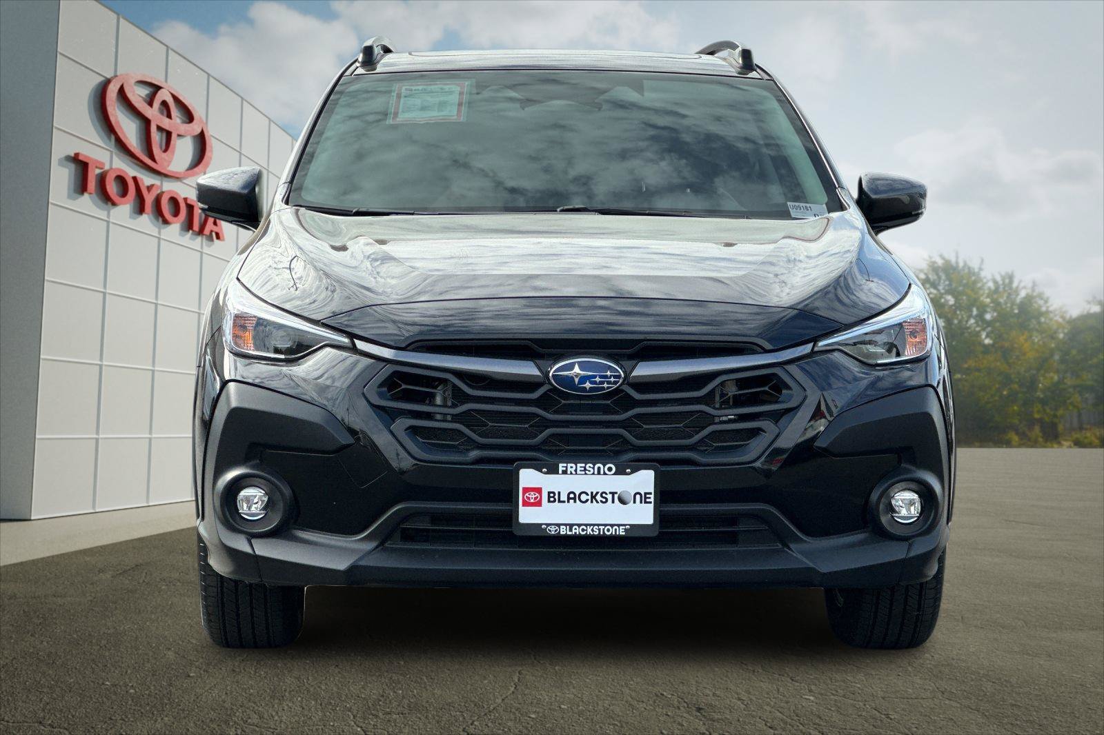 Used 2025 Subaru Crosstrek 2.5i Premium AWD/4WD image 8