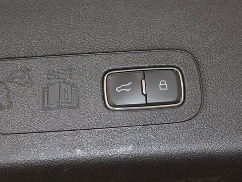 Used 2022 Lincoln Aviator Reserve w/ Equipment Group 201A image 14