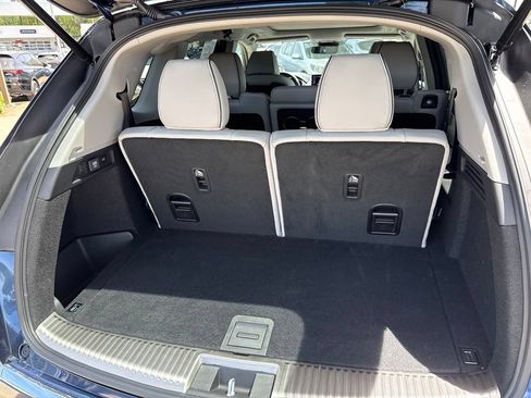 Certified 2026 Acura MDX SH-AWD w/ Advance Package image 18