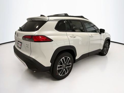 New 2026 Toyota Corolla Cross XLE w/ Convenience Package AWD/4WD image 5