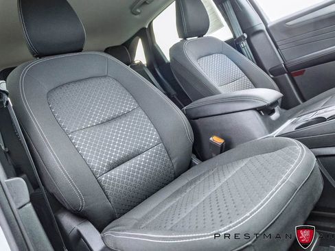 Used 2025 Ford Escape Active AWD/4WD image 8