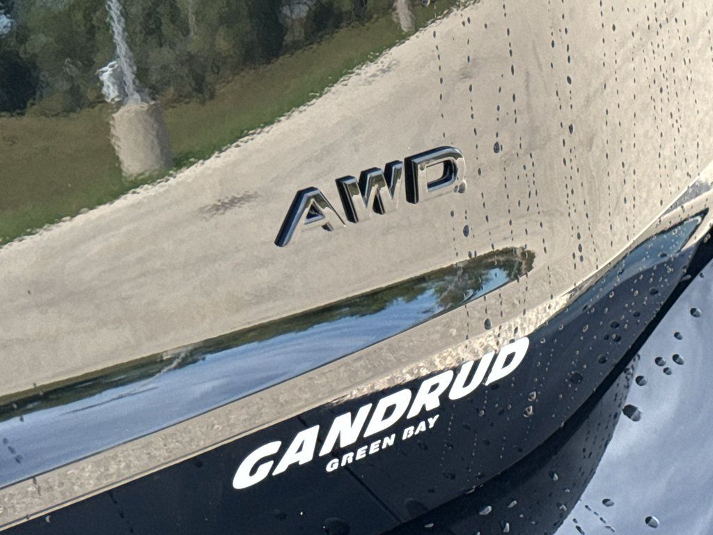 New 2026 Nissan Rogue Dark Armor AWD/4WD image 8