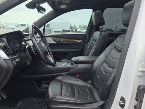 Used 2020 Cadillac XT6 Sport w/ Platinum Package AWD/4WD image 6