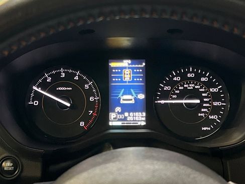 Used 2023 Subaru Crosstrek 2.0i Premium image 32