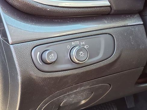 Used 2020 Buick Encore Preferred FWD image 10