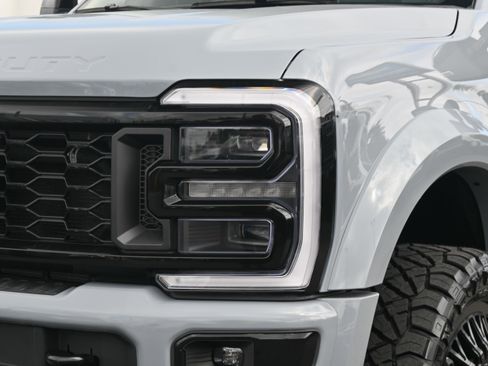 Used 2026 Ford F450 Platinum w/ Platinum Plus Package AWD/4WD image 6