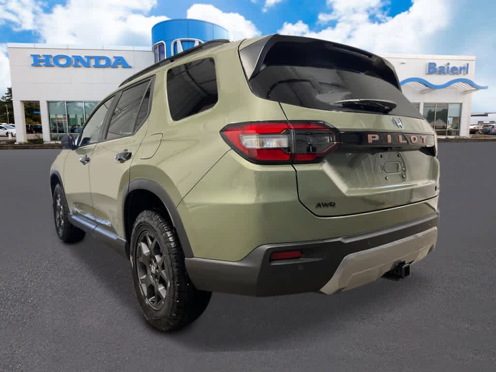 New 2026 Honda Pilot TrailSport image 3