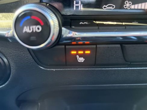 Used 2025 MAZDA MAZDA3 s image 23