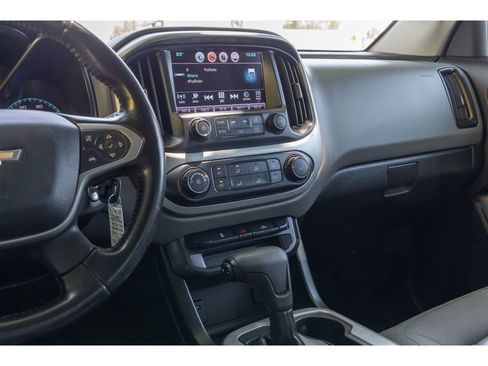 Used 2017 Chevrolet Colorado LT image 23