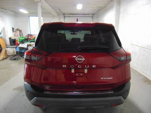 Used 2023 Nissan Rogue SV AWD/4WD image 5
