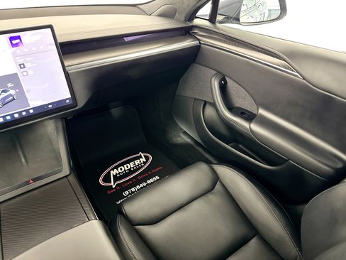 Used 2022 Tesla Model S Plaid AWD/4WD image 27