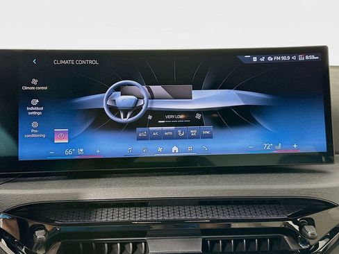 Used 2026 BMW 230i Coupe w/ Premium Package image 14