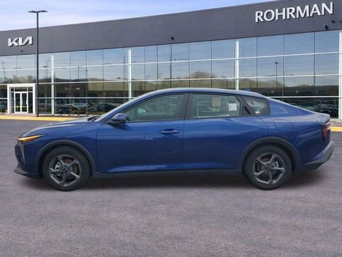 New 2025 Kia K4 LXS image 28