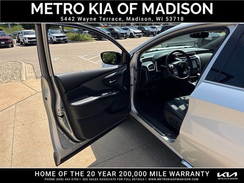 Used 2015 Nissan Murano Platinum w/ Platinum Technology Package AWD/4WD image 10