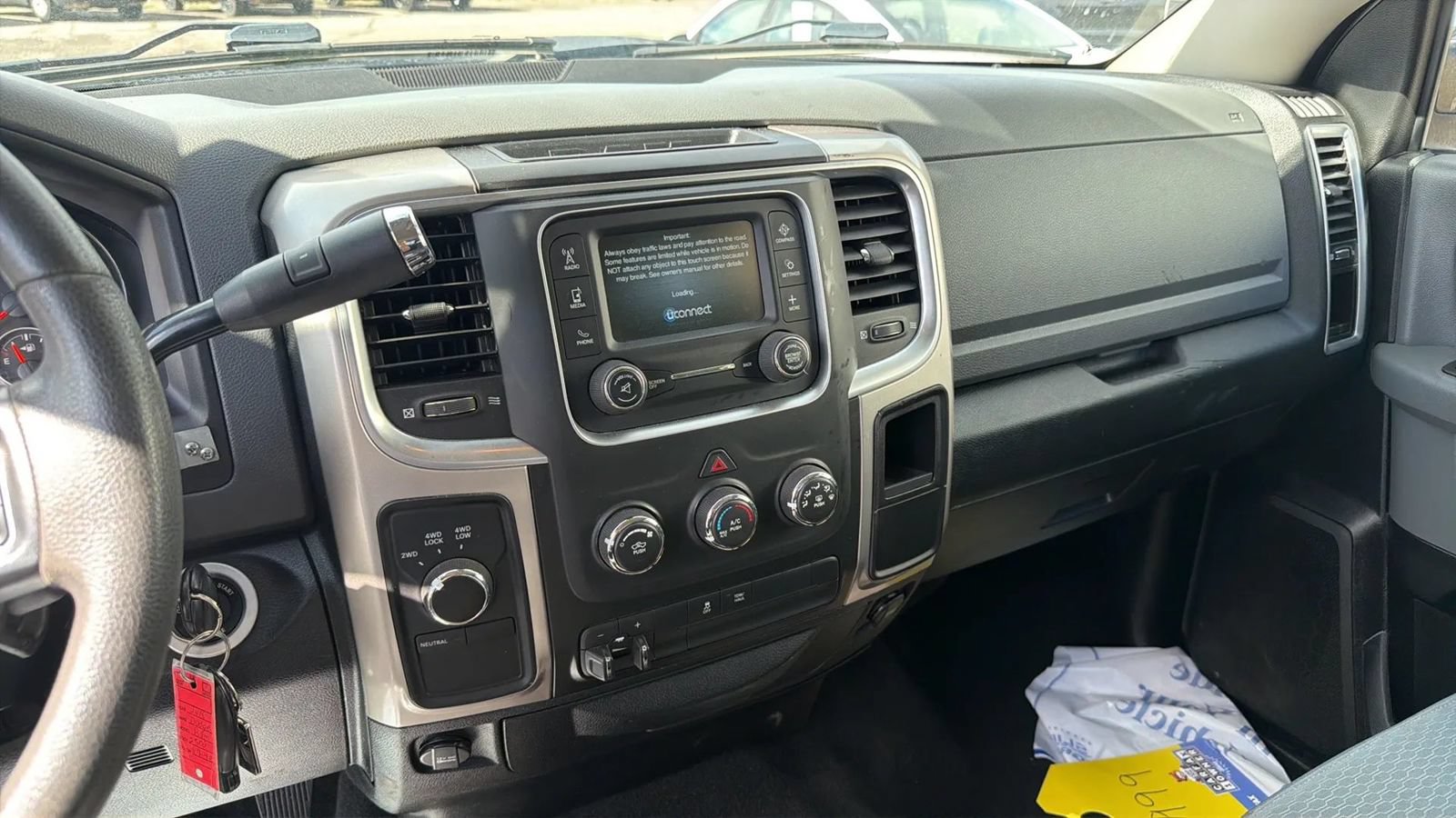 Used 2018 RAM 2500 SLT w/ Protection Group AWD/4WD image 13