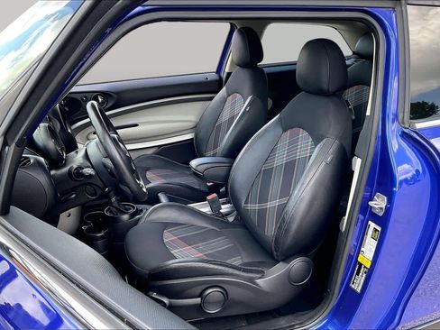 Used 2015 MINI Cooper Paceman FWD image 8