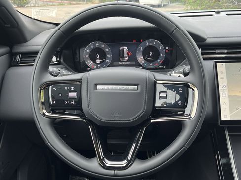 Used 2026 Land Rover Range Rover Velar Dynamic SE AWD/4WD image 15