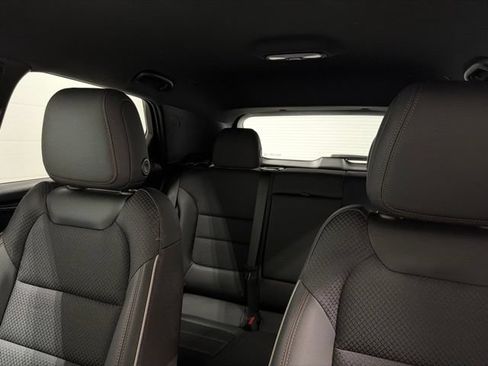 Used 2023 Chevrolet TrailBlazer RS w/ Convenience Package AWD/4WD image 15