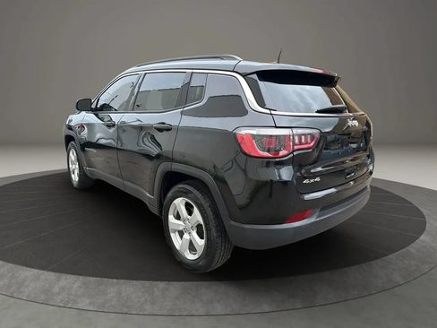 Used 2018 Jeep Compass Latitude w/ Popular Equipment Group AWD/4WD image 7