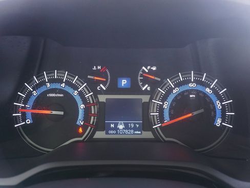 Used 2019 Toyota 4Runner Limited image 5