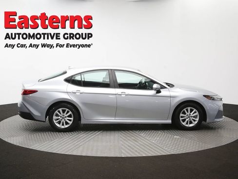 Used 2025 Toyota Camry LE FWD image 43