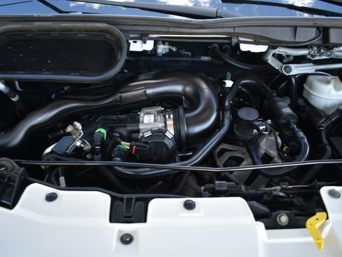 Used 2020 Ford Transit 250 Low Roof RWD image 18