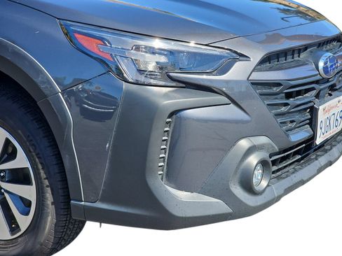 Used 2024 Subaru Outback Premium AWD/4WD image 9