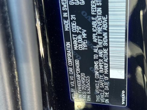 Certified 2023 Volvo XC60 T8 Ultimate image 31