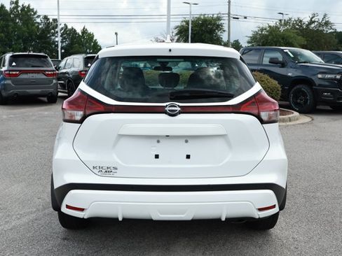 Used 2024 Nissan Kicks S FWD image 7
