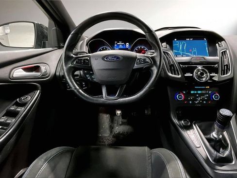 Used 2017 Ford Focus RS image 8