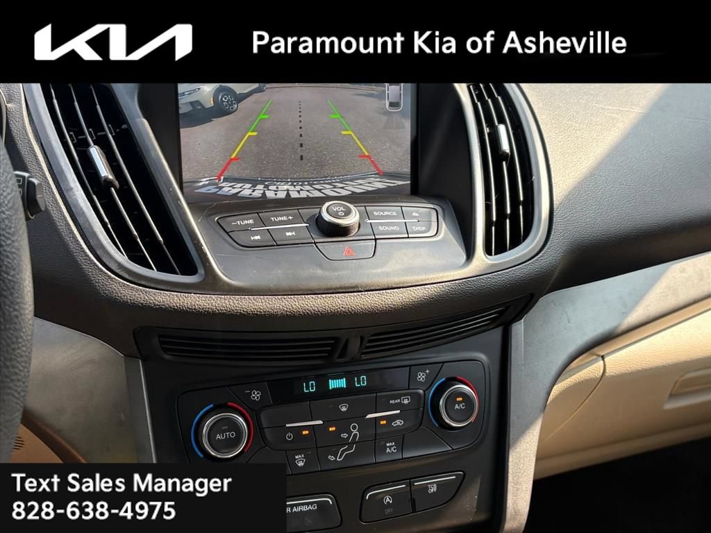 Used 2017 Ford Escape SE w/ Equipment Group 201A AWD/4WD image 11