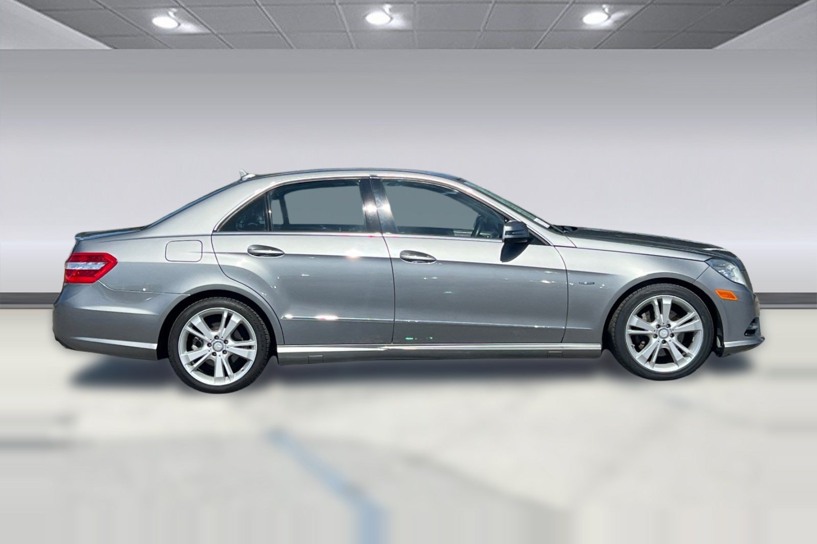 Used 2012 Mercedes-Benz E 350 Sedan image 7