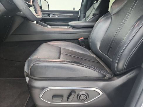 Certified 2022 Jeep Wagoneer Series II AWD/4WD image 22