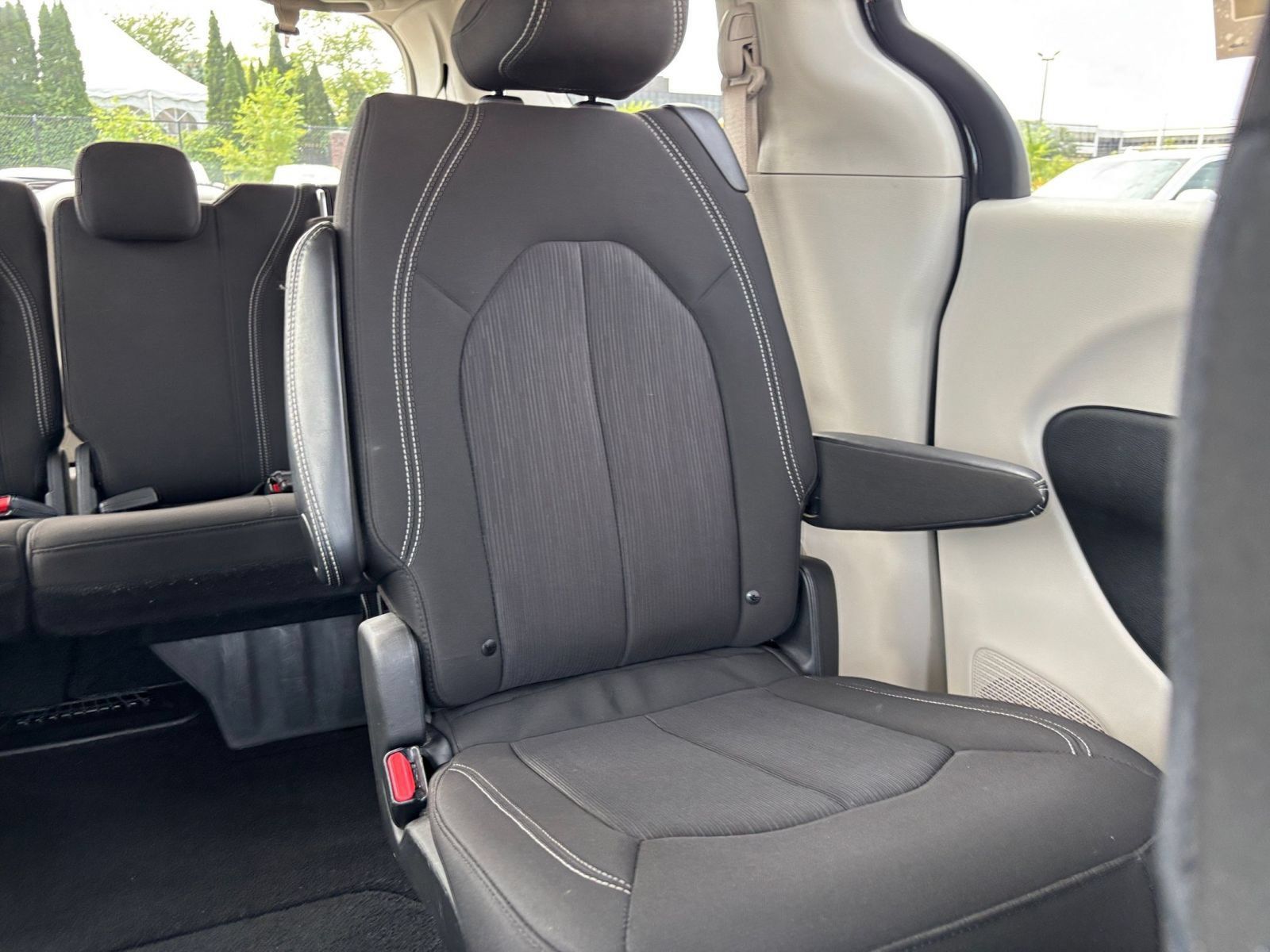 Used 2024 Chrysler Voyager LX FWD image 36