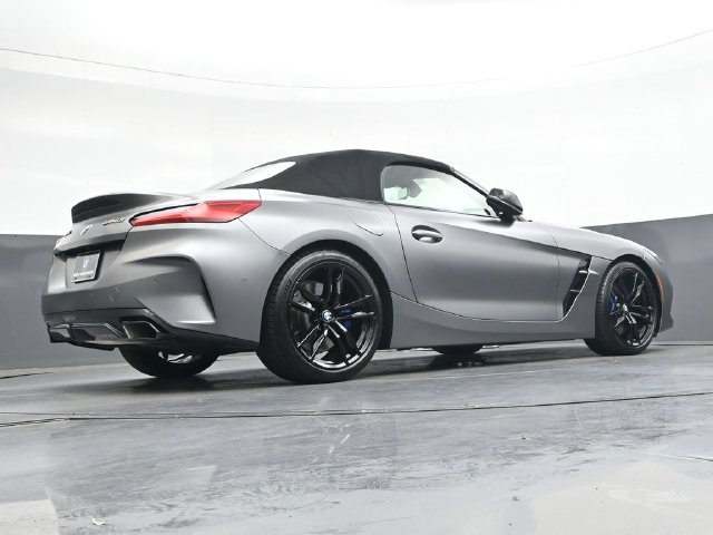 Used 2021 BMW Z4 M40i w/ Executive Package RWD image 32