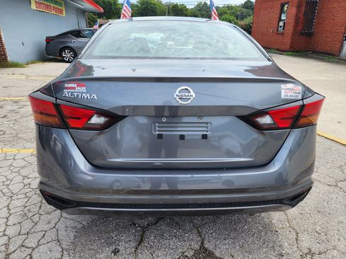 Used 2022 Nissan Altima 2.5 S image 5