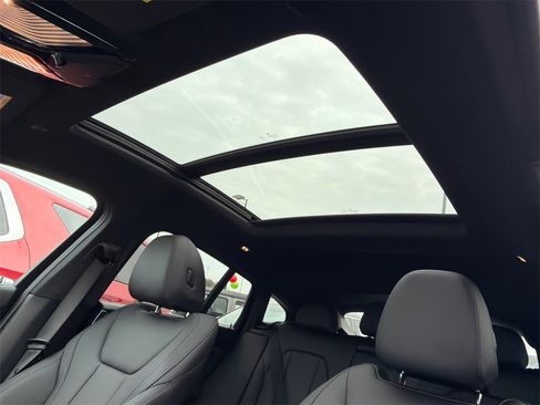 Used 2021 BMW X4 xDrive30i w/ Premium Package 3 image 33