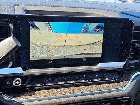 Used 2024 Chevrolet Silverado 1500 LT image 19