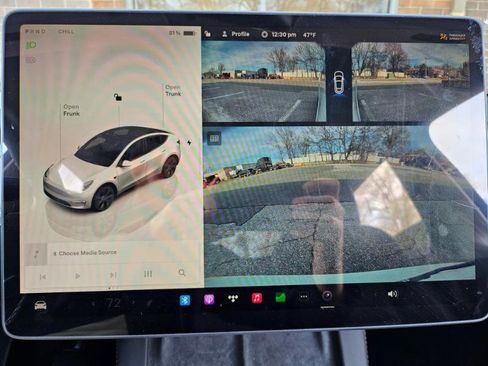 Used 2025 Tesla Model Y Long Range image 41