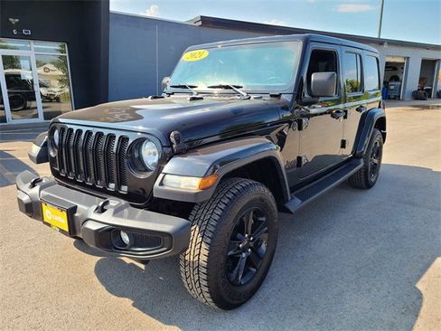 Used 2021 Jeep Wrangler Unlimited Sahara image 1