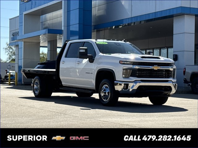 Used 2024 Chevrolet Silverado 3500 LT w/ Convenience Package AWD/4WD image 1