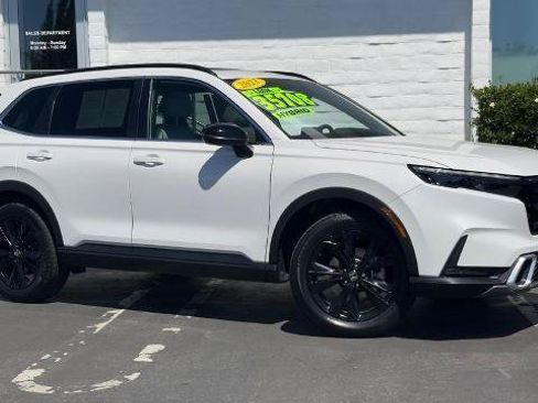 Used 2023 Honda CR-V Sport Touring image 2