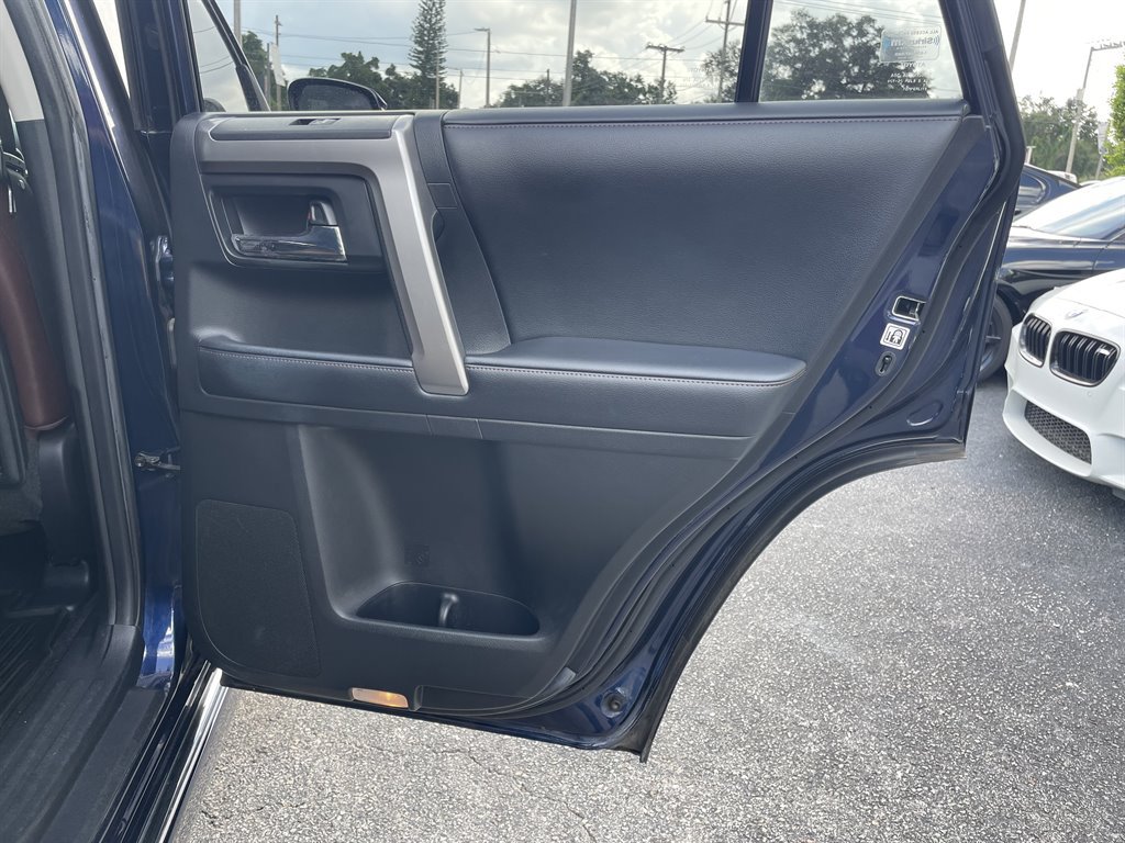 Used 2018 Toyota 4Runner Limited AWD/4WD image 41