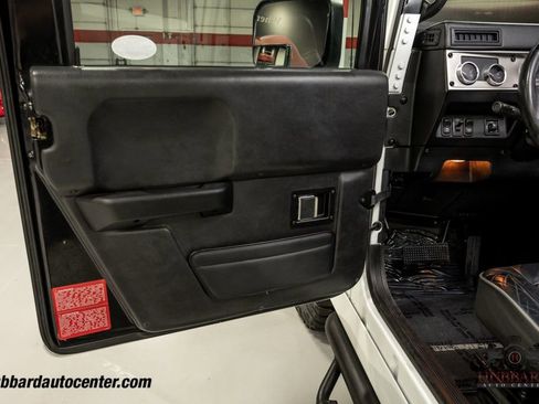 Used 2006 HUMMER H1 4-Door Open Top image 19