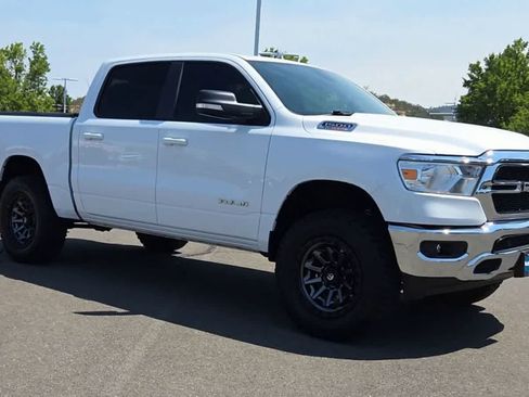 Used 2021 RAM 1500 Big Horn AWD/4WD image 2