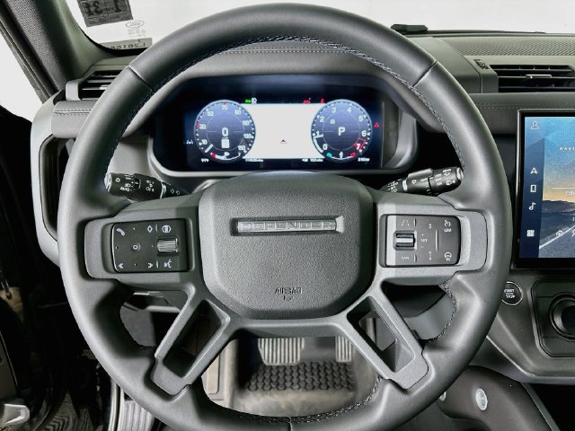 Used 2026 Land Rover Defender 110 S AWD/4WD image 12