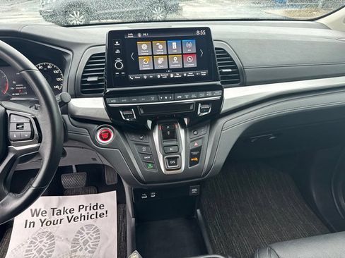 Used 2025 Honda Odyssey EX-L image 16