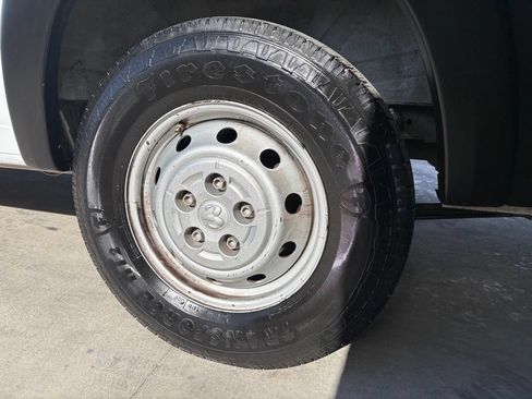 Used 2023 RAM ProMaster 3500 w/ Driver Convenience Group FWD image 12