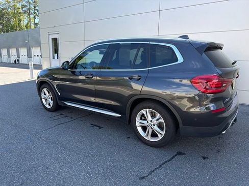 Used 2021 BMW X3 xDrive30i w/ Parking Assistance Package AWD/4WD image 3